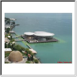 expo02_01.JPG