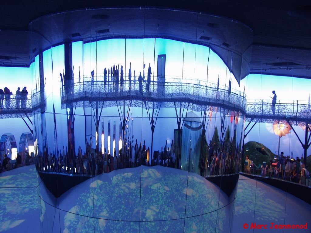 expo02_36.JPG