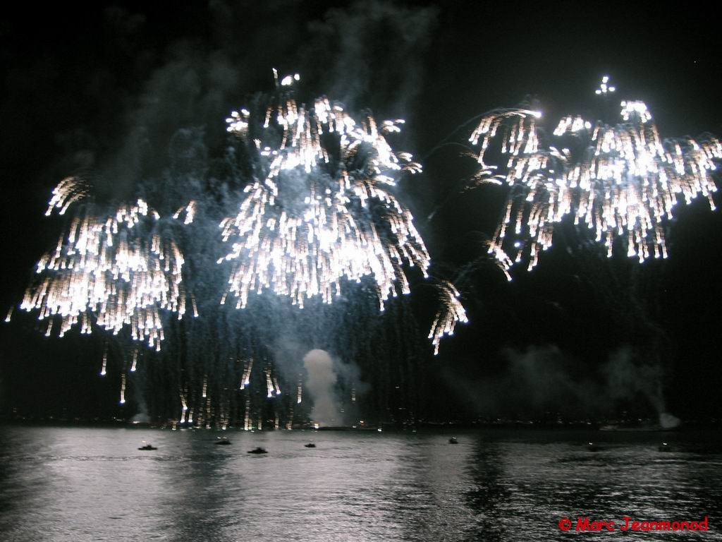 100-0023_img.jpg